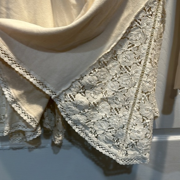 Free People Cream No Frills Oversized Lace Insert Tunic Sweatshirt M - Picture 9 of 9